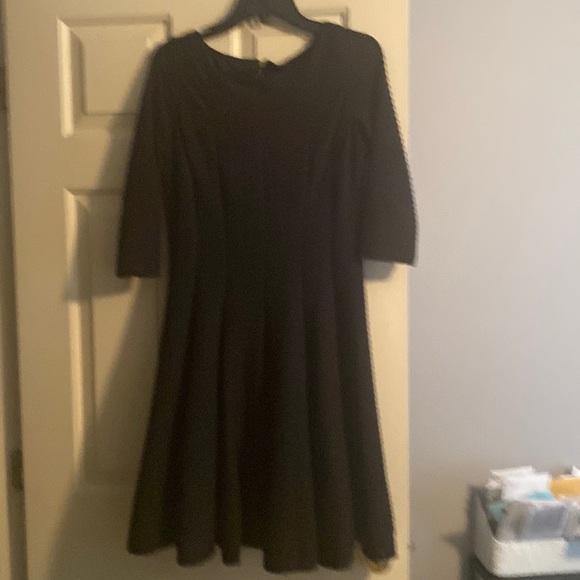 Solid black dress , like new, size 10 - Picture 1 of 3